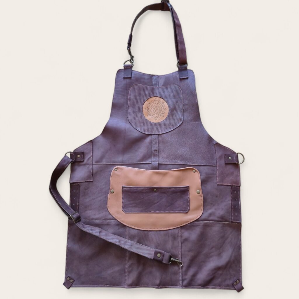pechera de cuero para mujer
